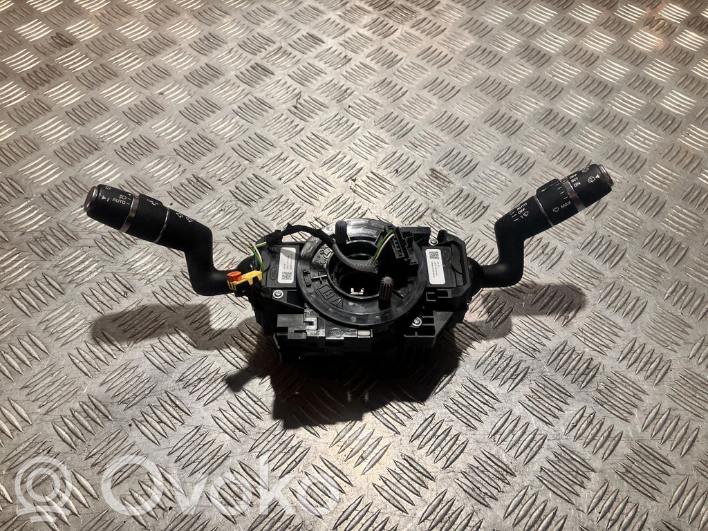 Jaguar E-Pace Headlight wiper switch 