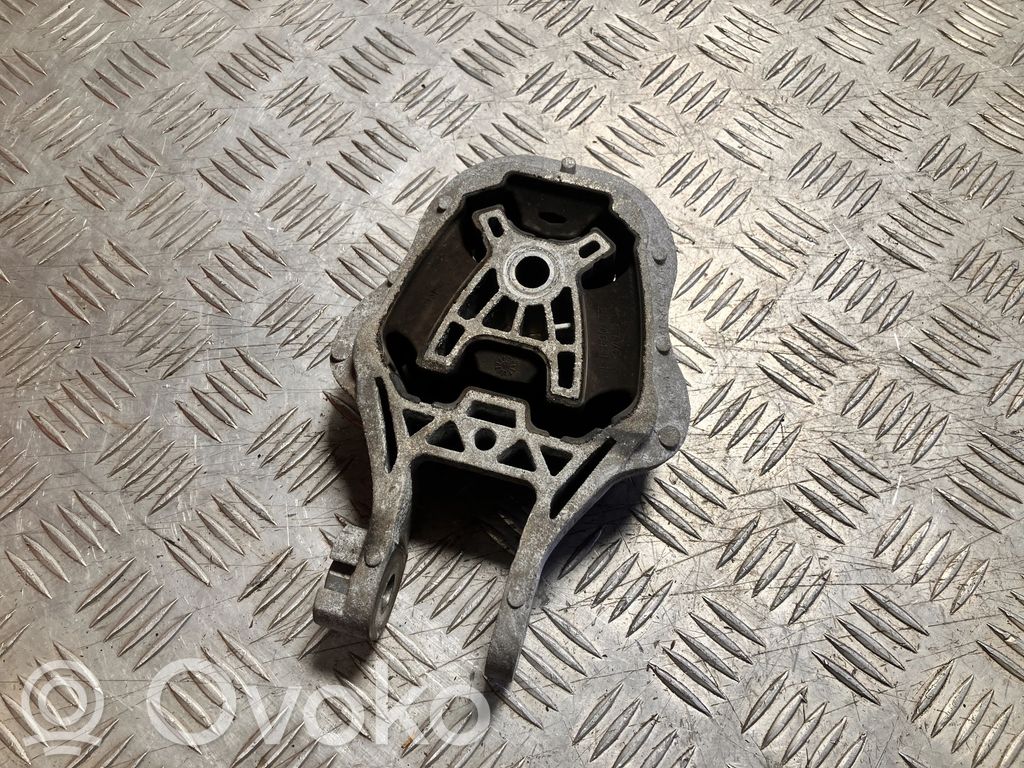 BMW 1 F70 Gearbox mounting bracket 