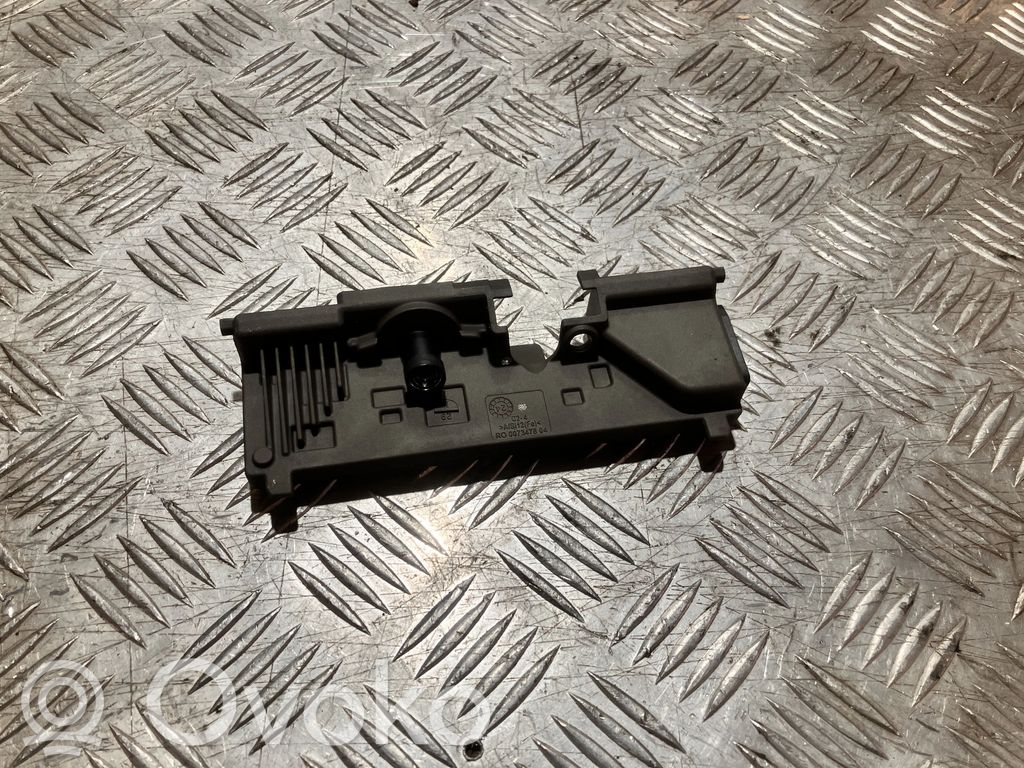 BMW 1 F70 Distronic sensor radar 