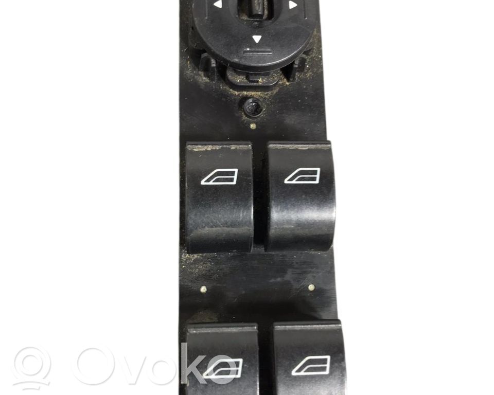 Electric window control switch   1507919,7M5T14A132AB,1507919,7M5T14A132AB,LHDFWD