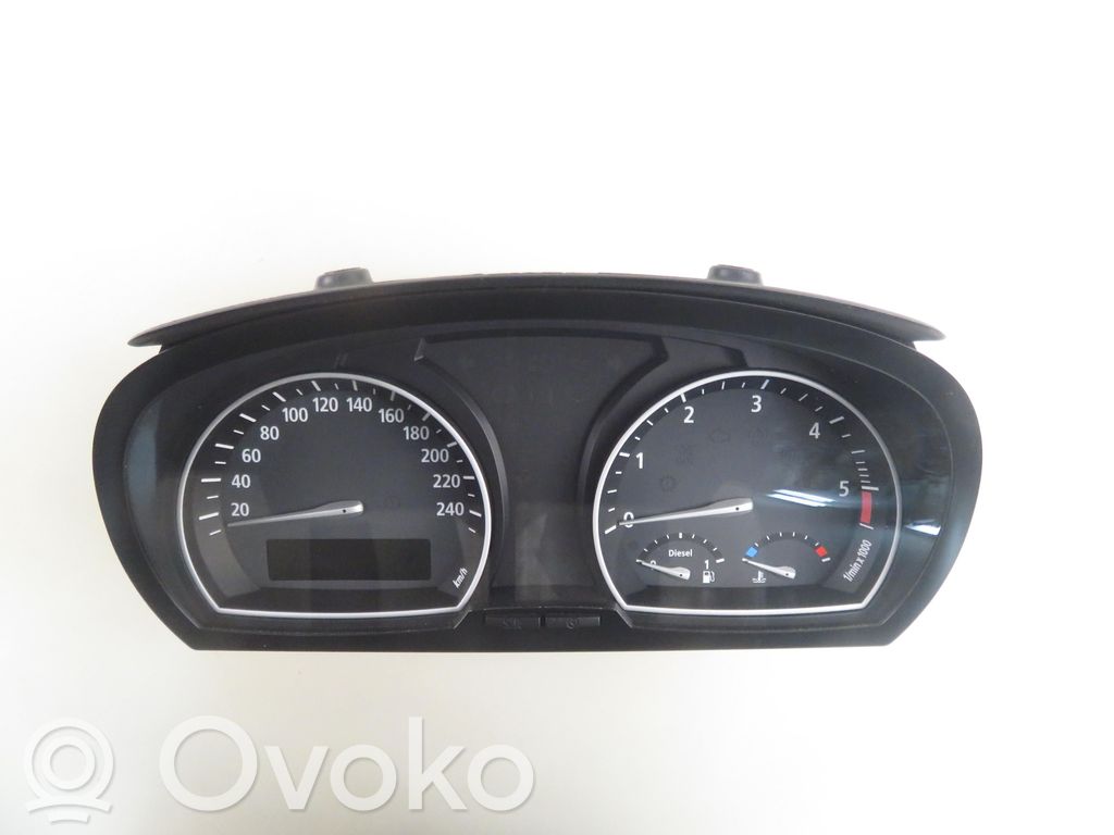BMW X3 E83 Speedometer (instrument cluster) 