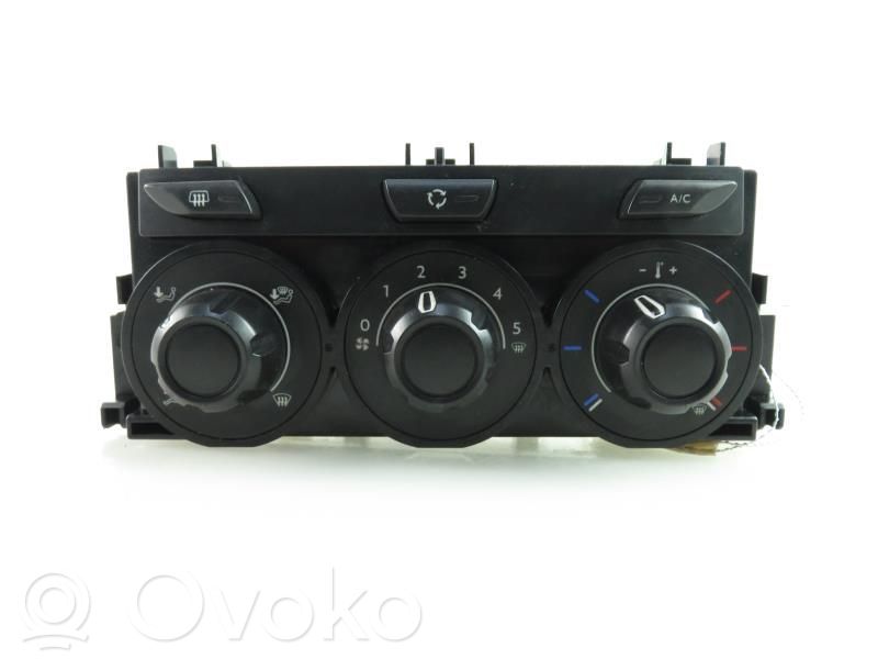 Comutator control ventilator interior
