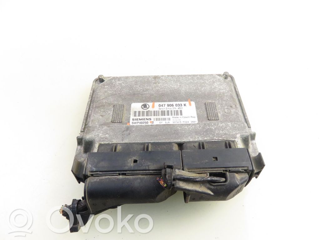 Skoda Fabia Mk1 (6Y) Engine control unit/module 