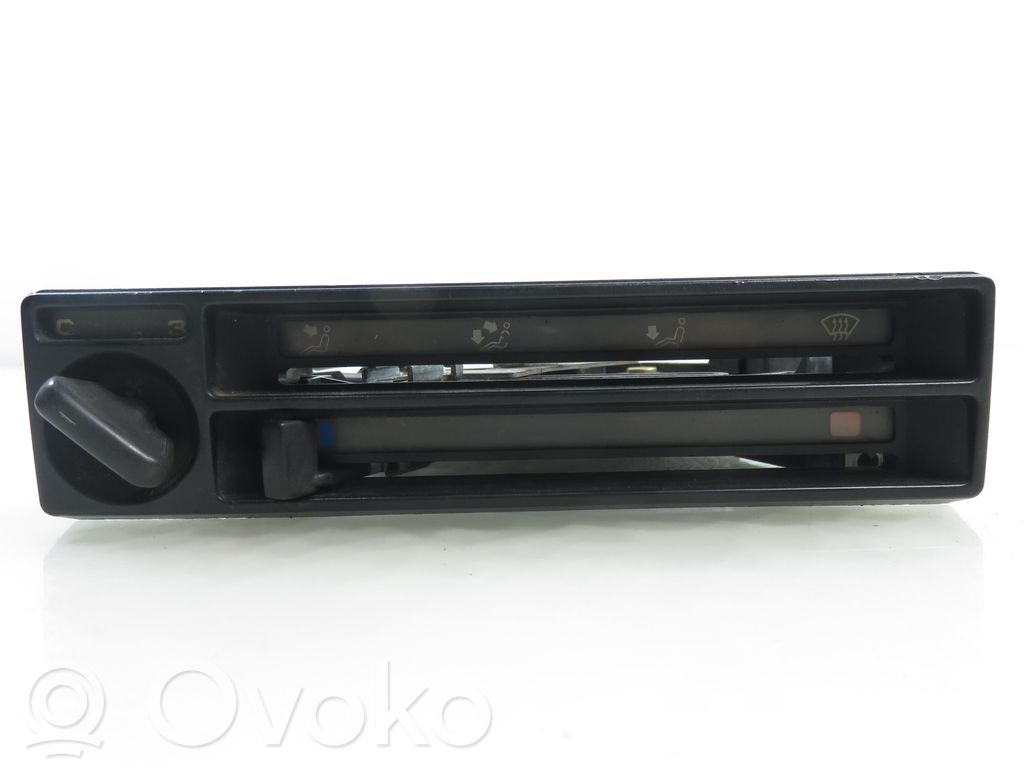 Volkswagen Golf II Przełącznik / Włącznik nawiewu dmuchawy 