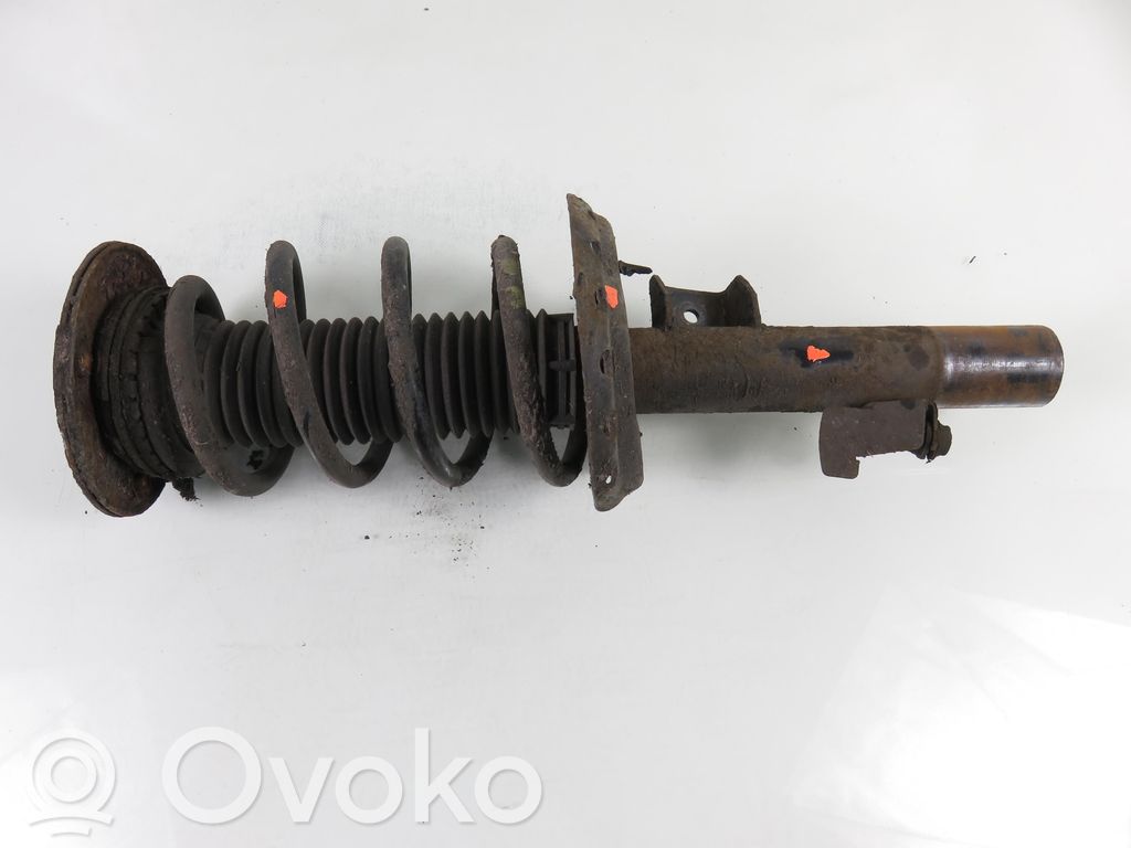 Front shock absorber with coil spring