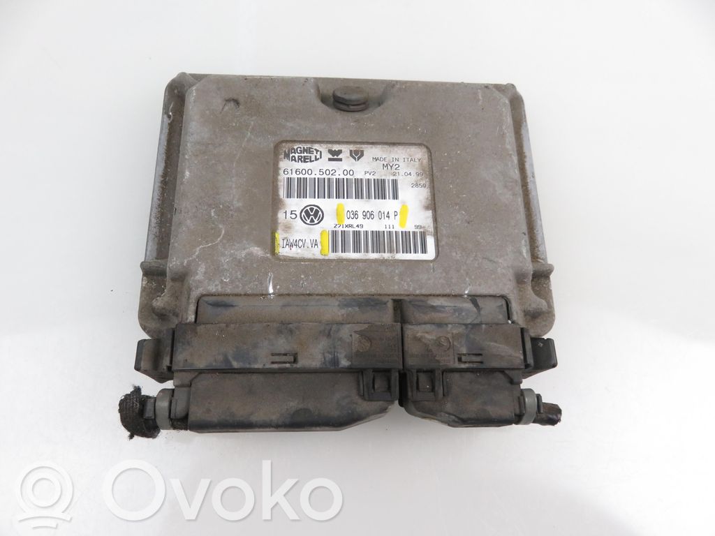 Volkswagen Golf IV Engine control unit/module 