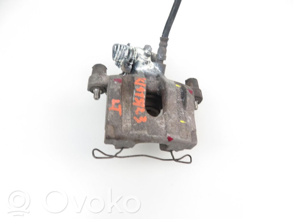 Ford Connect Задний суппорт 