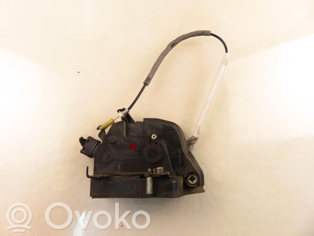 BMW 3 E46 Front door lock 