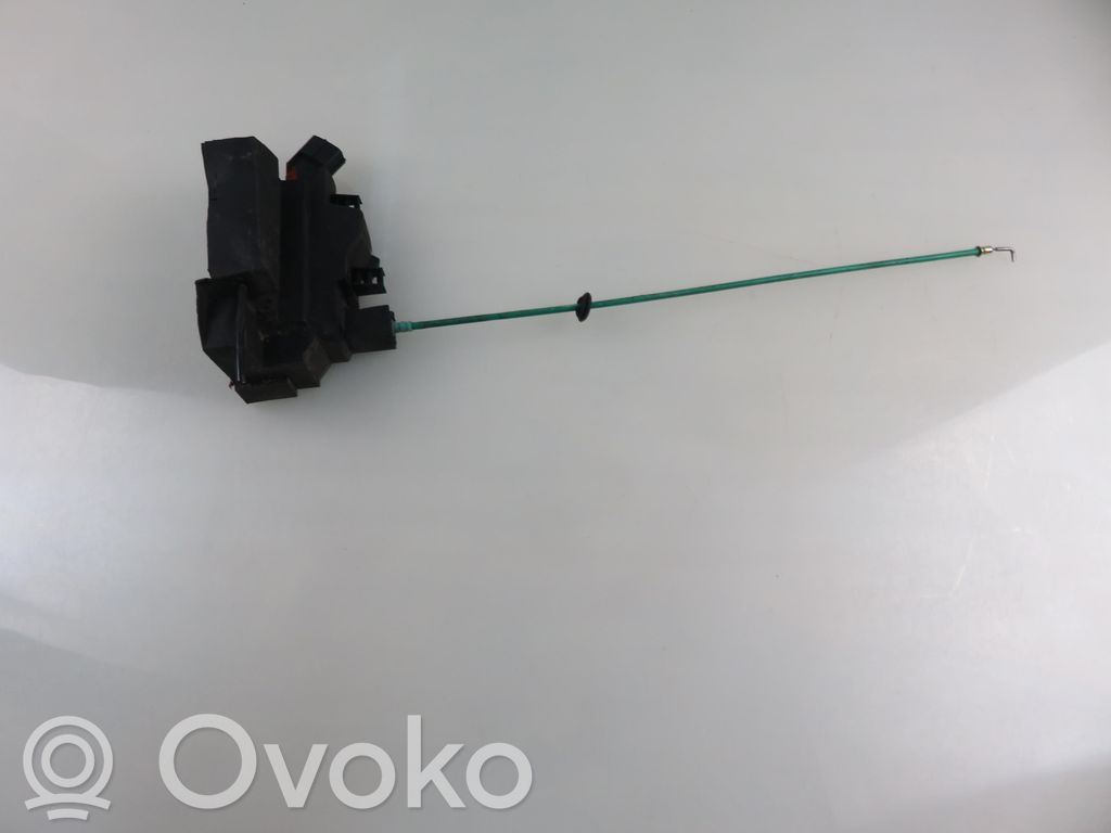 Fiat Idea Priekšpusē slēdzene 