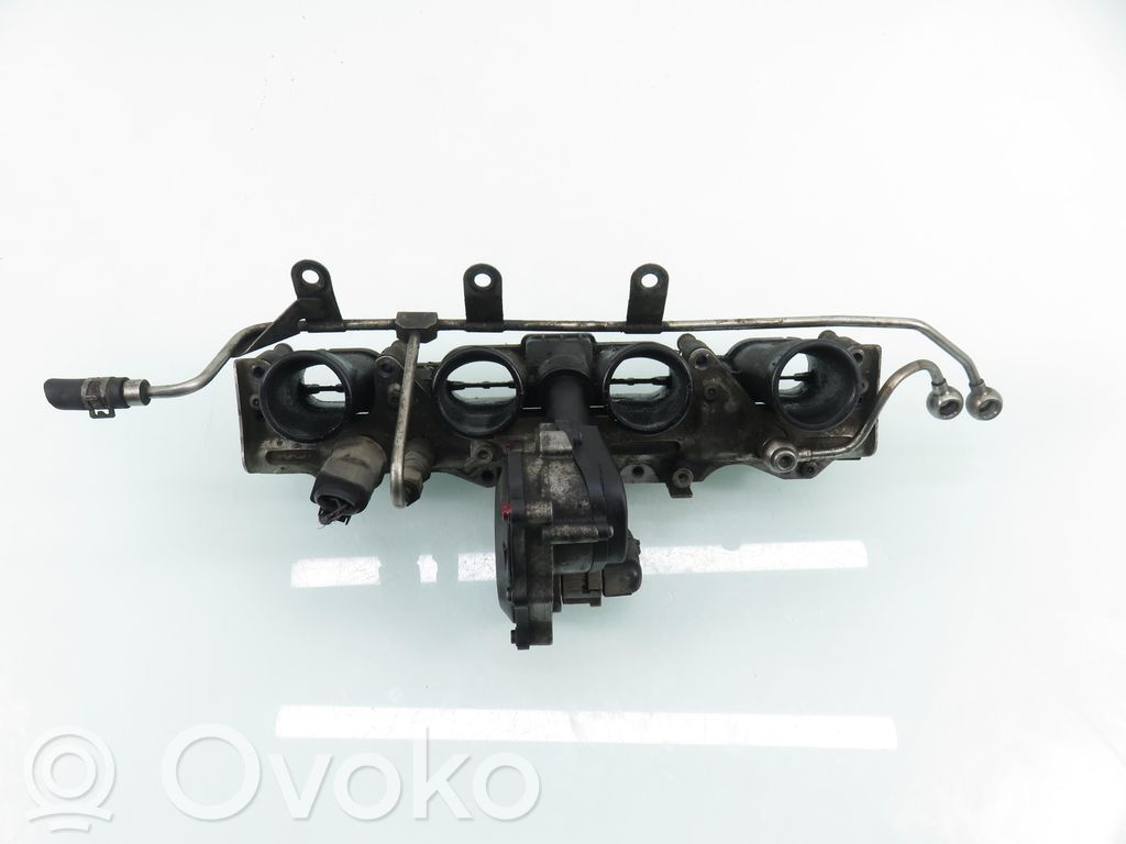 Volkswagen PASSAT B6 Activador/motor del colector de admisión 