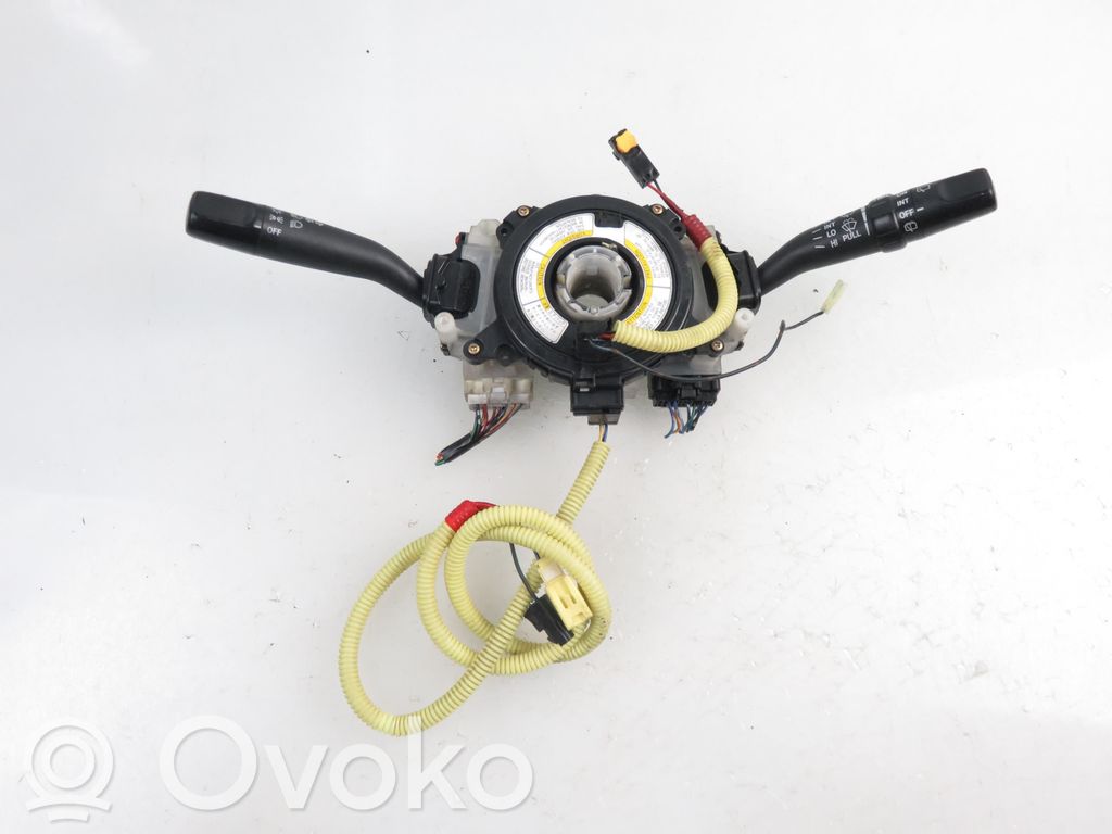 Suzuki Liana Commodo, commande essuie-glace/phare 