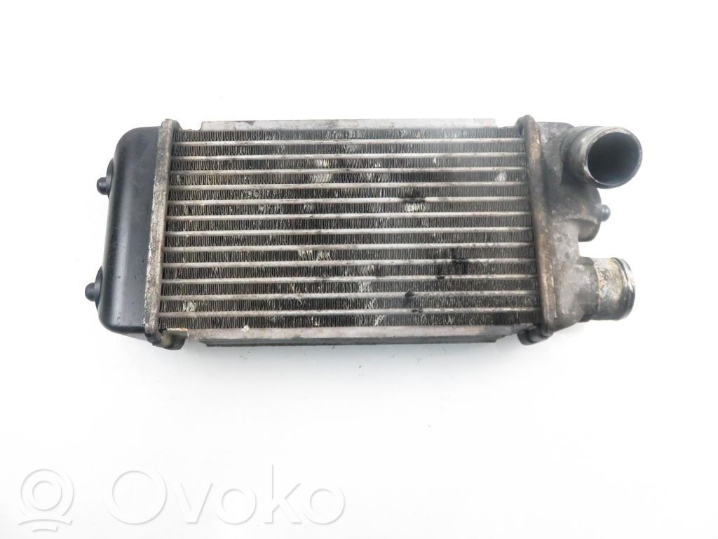 Suzuki Liana Interkūlerio radiatorius 
