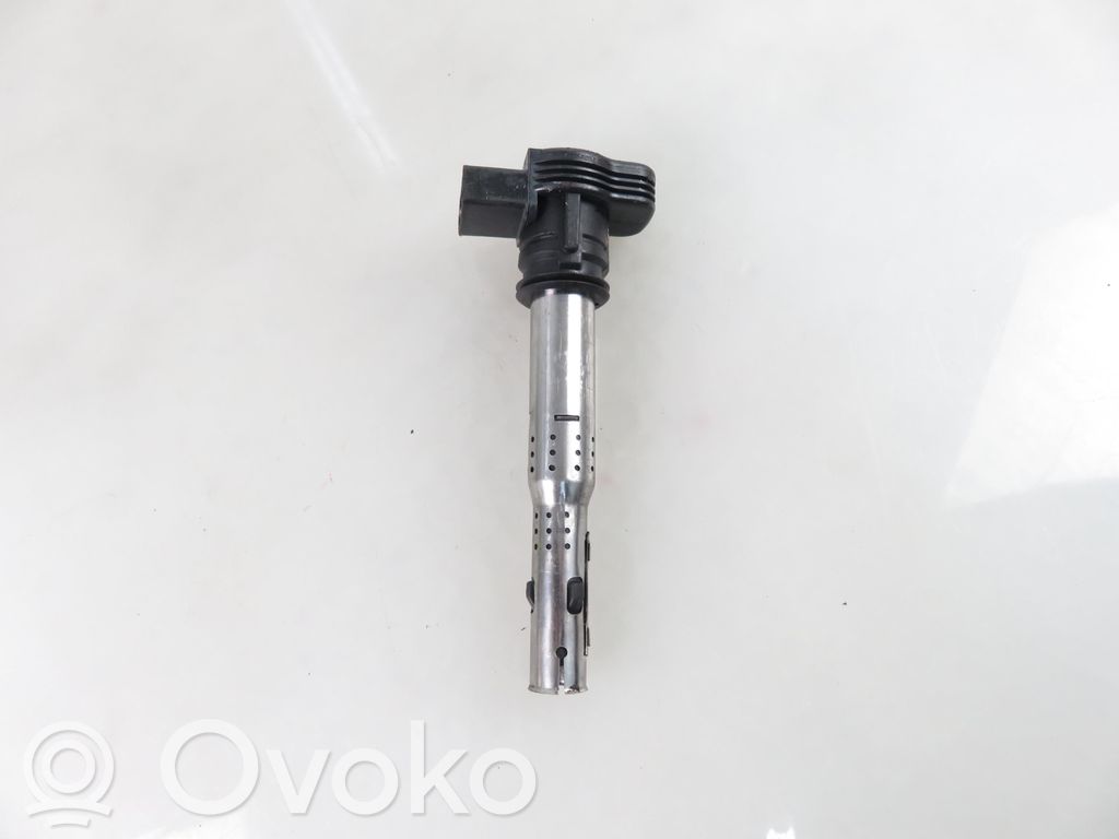 Audi A4 S4 B7 8E 8H Bobină aprindere 