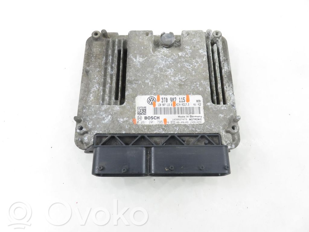 Skoda Superb B6 (3T) Engine control unit/module 