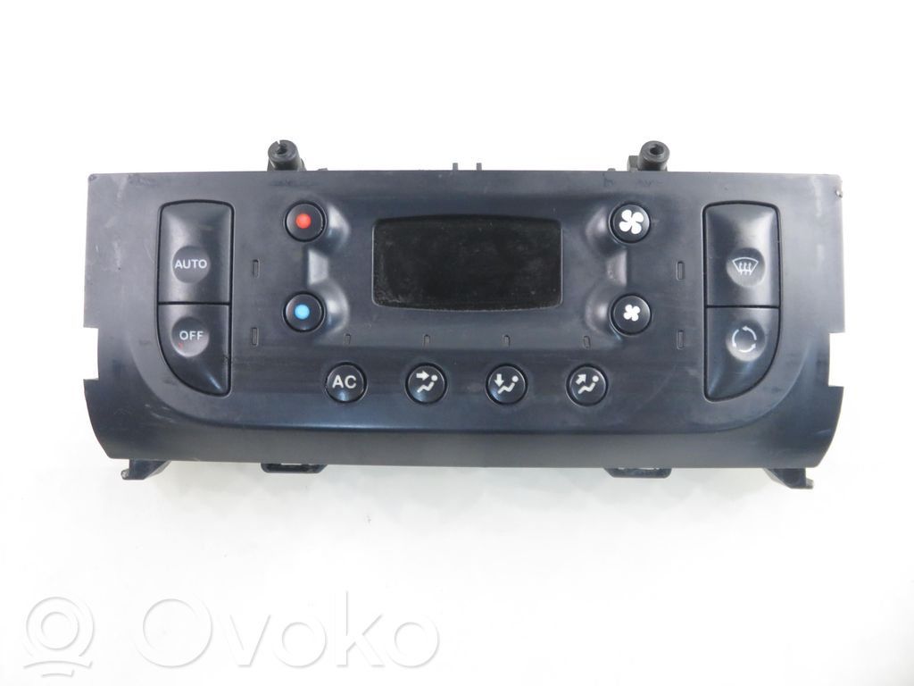 Renault Clio II Interior fan control switch 