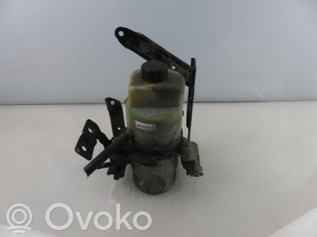 Ford Focus Power steering pump 