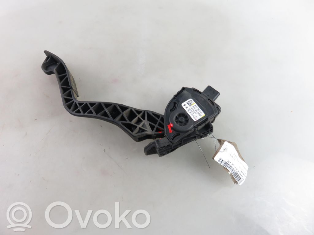 Peugeot 207 Gaspedal 