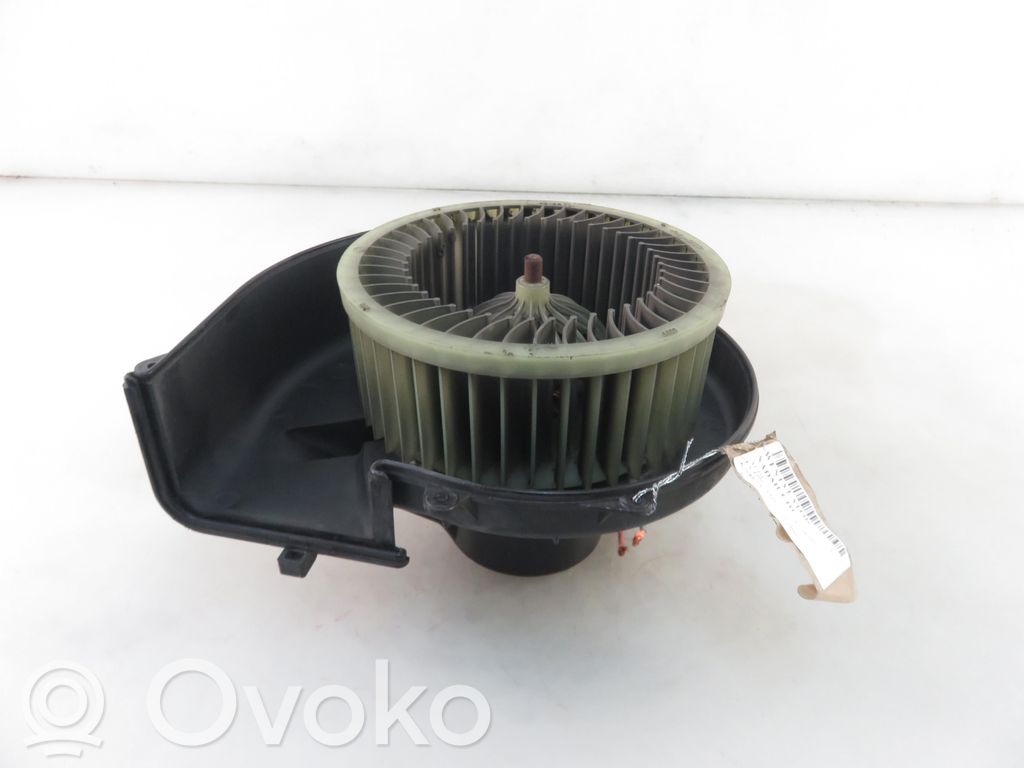 Audi A2 Pečiuko ventiliatorius/ putikas 