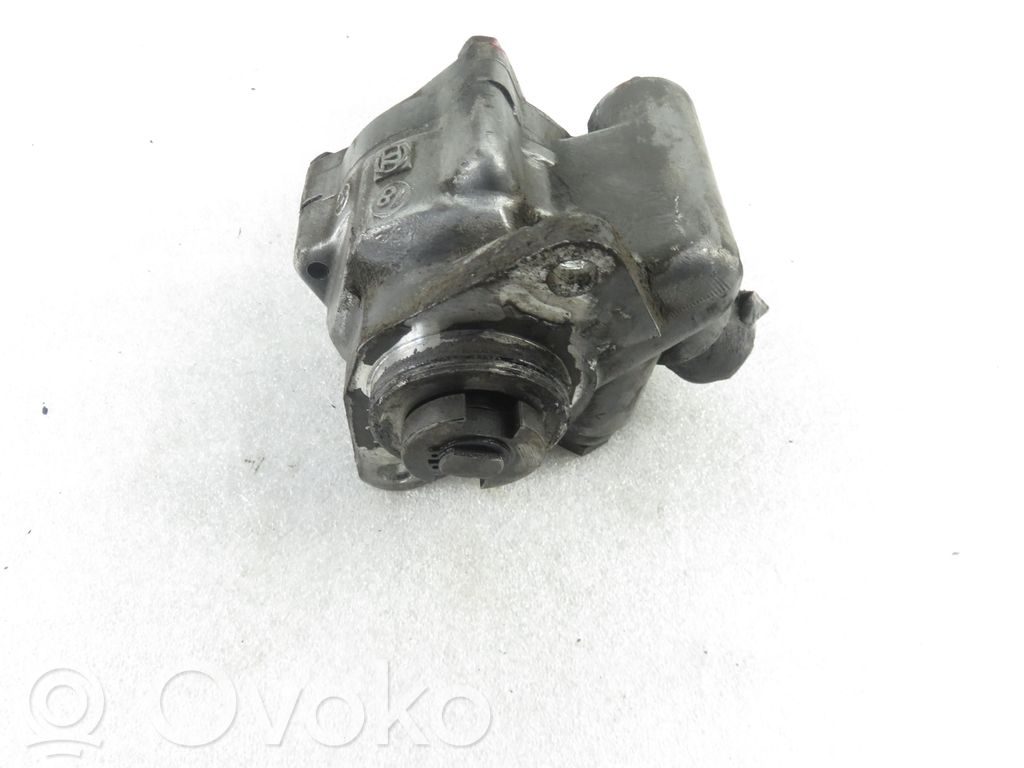 Renault Master II Power steering pump 