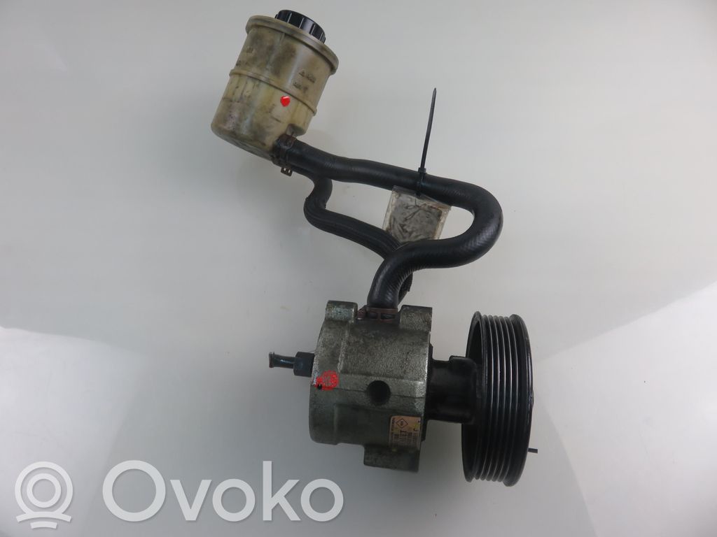 Ohjaustehostimen pumppu   7700840106,26046186,7700840801C,26046186,7700840106,7700840801C