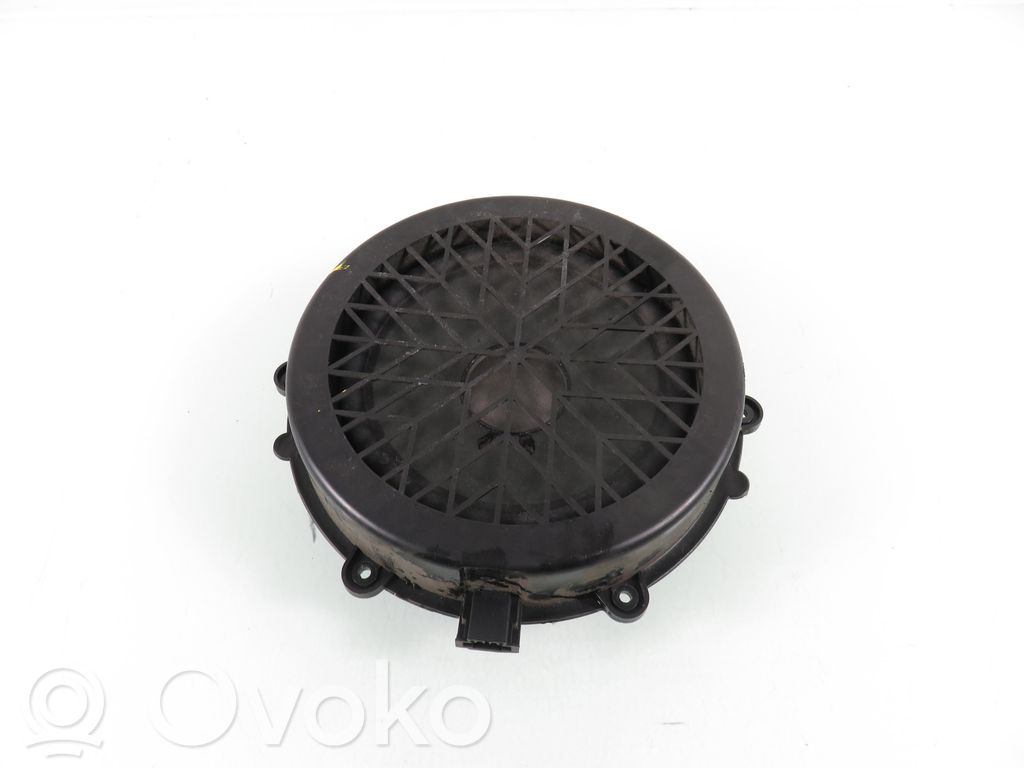 Porsche Cayenne (92A) Front door speaker 