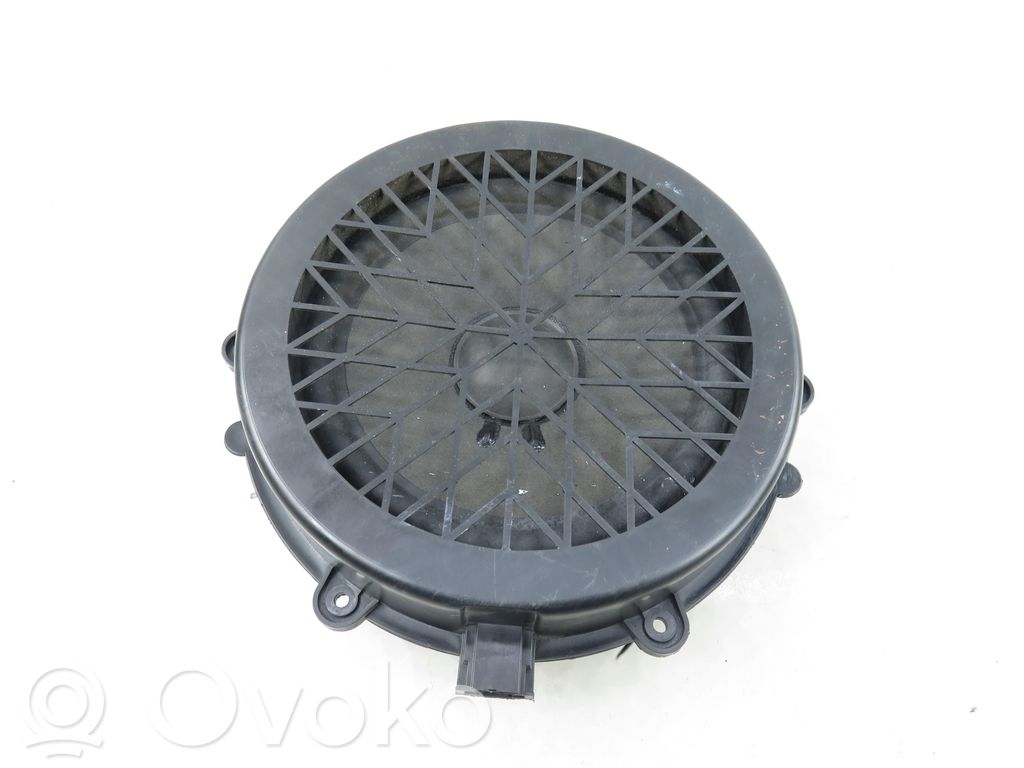 Porsche Cayenne (92A) Front door speaker 