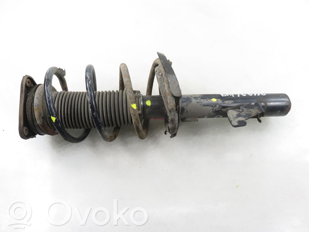 Front shock absorber with coil spring
