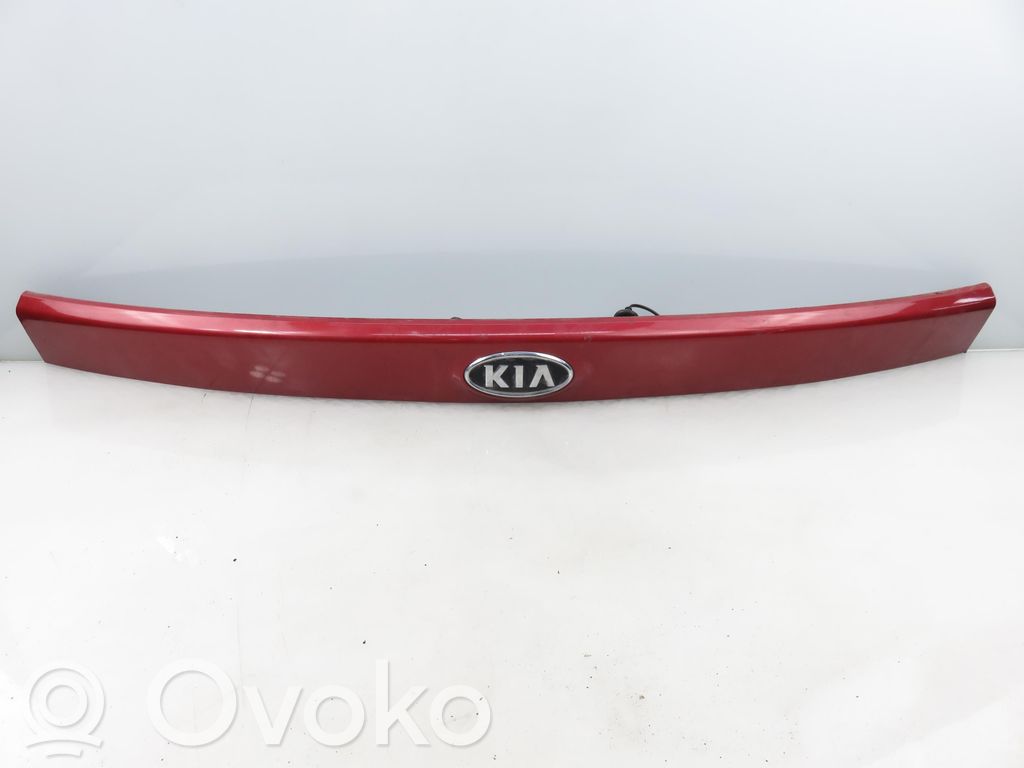 KIA Carens III Barra luminosa targa del portellone del bagagliaio