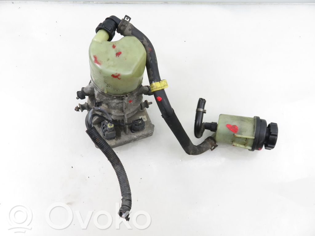 Ford S-MAX Power steering pump 