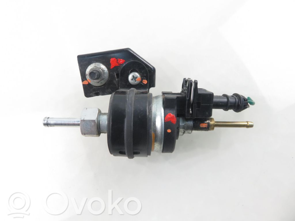 Toyota RAV 4 (XA30) Webasto auxiliary heater fuel pump 