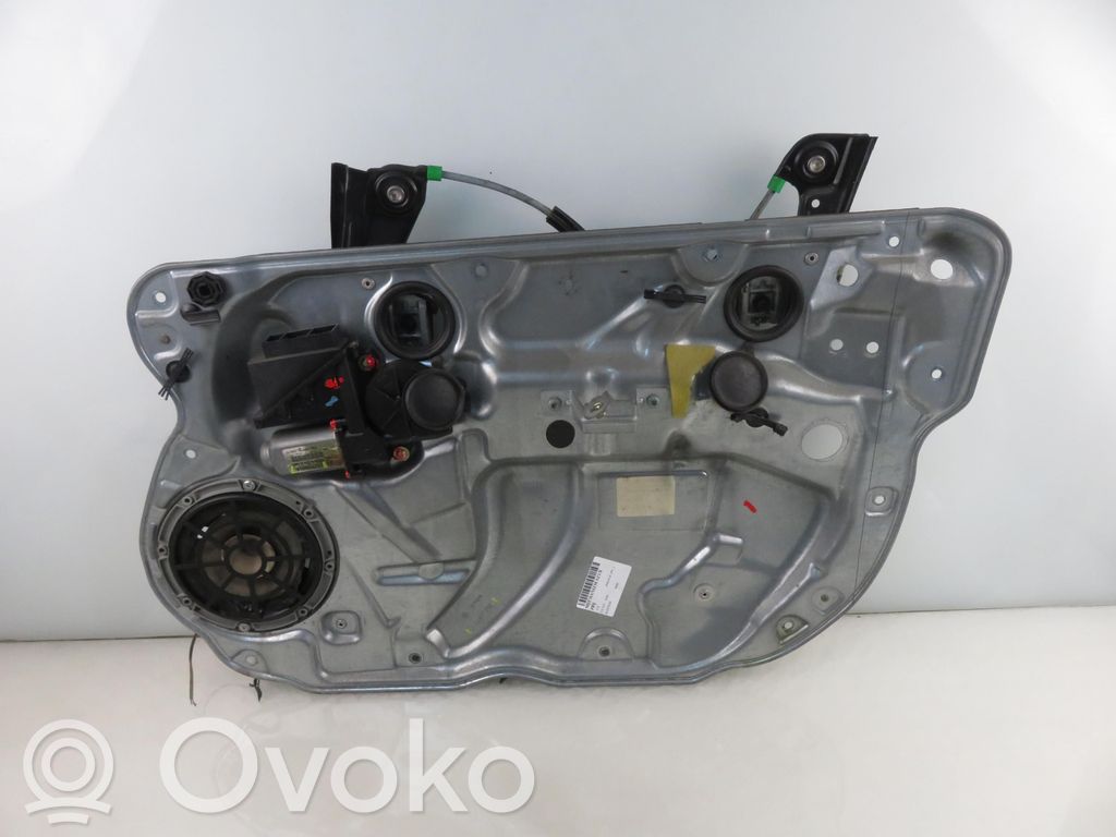 Volkswagen Polo IV 9N3 Macara ușă față cu motor 