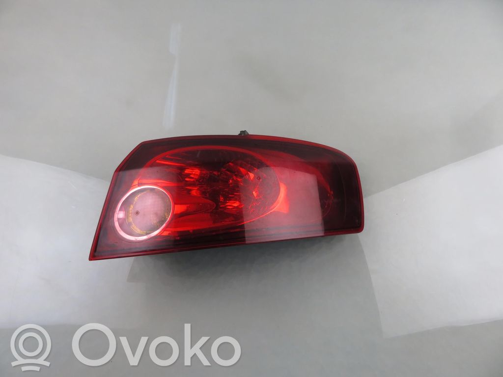 Lampa tylna