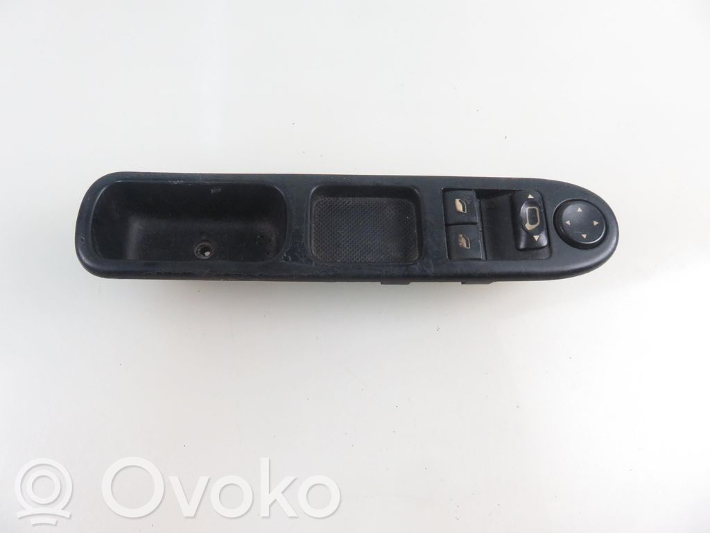 Electric window control switch   96351622XT,96351622XT