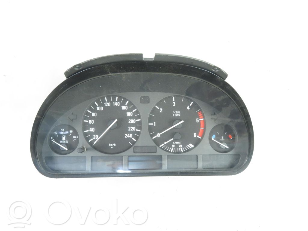 BMW 5 E39 Nopeusmittari (mittaristo) 
