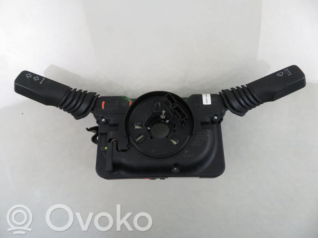 Opel Zafira B Bloc semnalizator și ștergător parbriz
