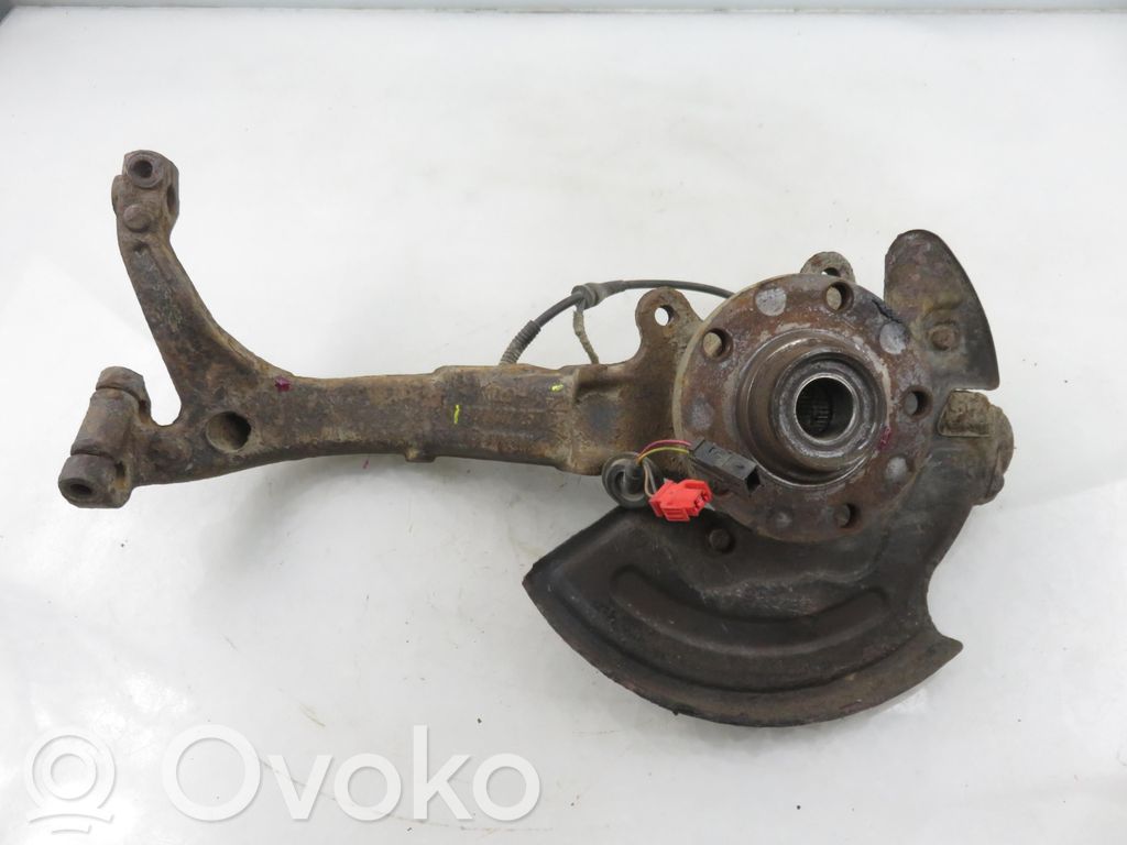 Volkswagen PASSAT B5.5 Achsschenkel vorne 