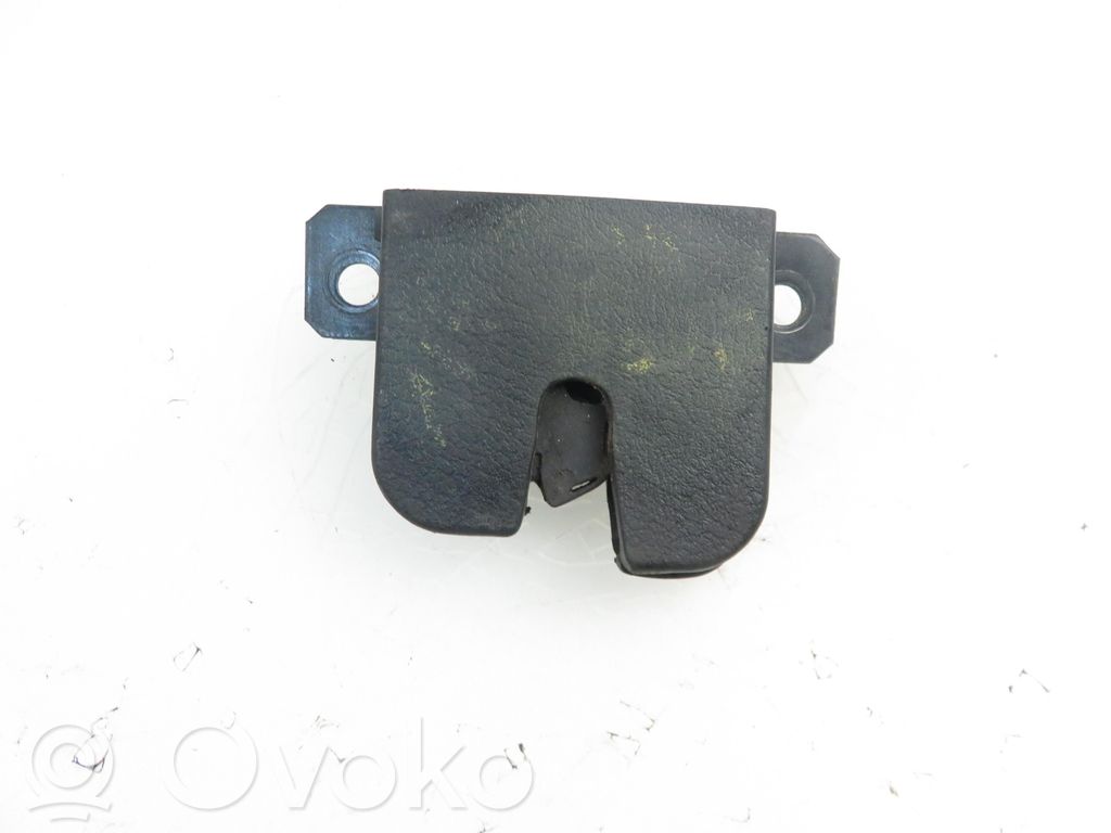Volkswagen PASSAT B5 Serrure de loquet coffre