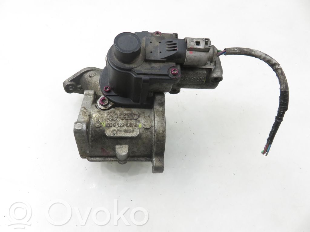 Volkswagen Golf V Soupape vanne EGR