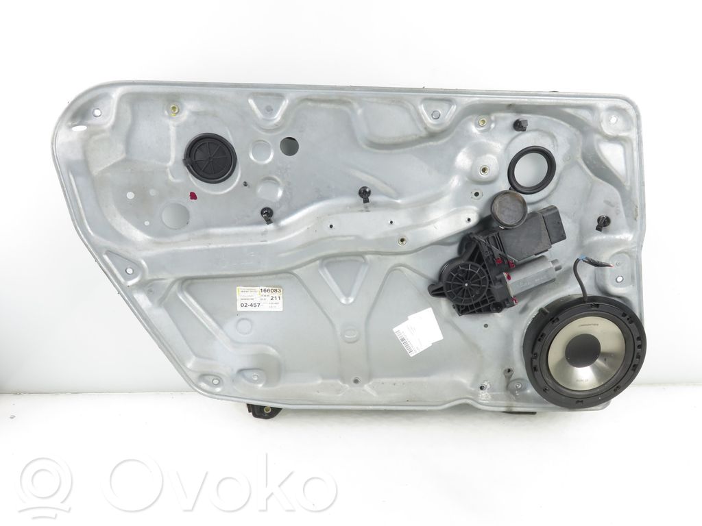 Volkswagen PASSAT B5.5 Macara ușă față cu motor 