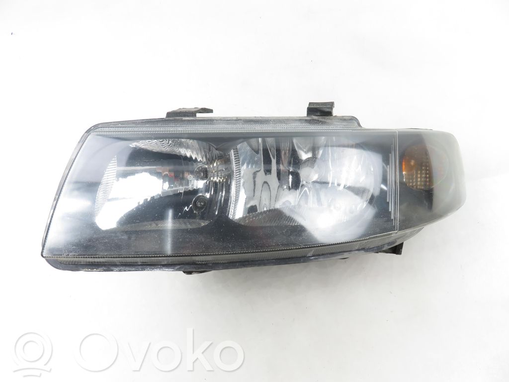 Seat Leon (1M) Priekšējais lukturis 