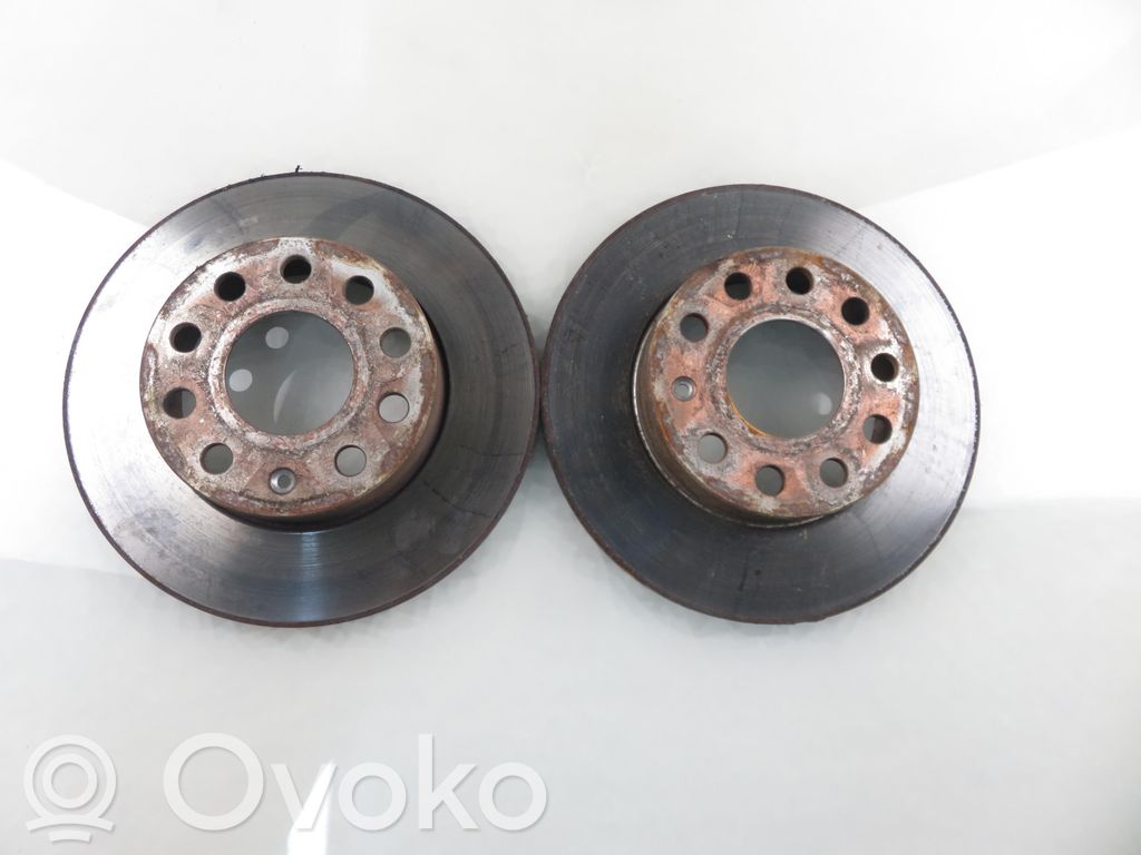 Volkswagen Touran I Aizmugurējais bremžu disks
