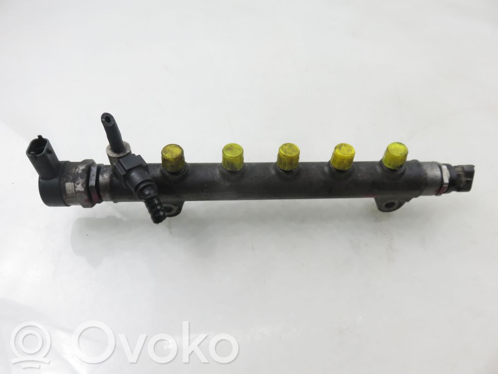 Hyundai i30 Polttoainepääputki 