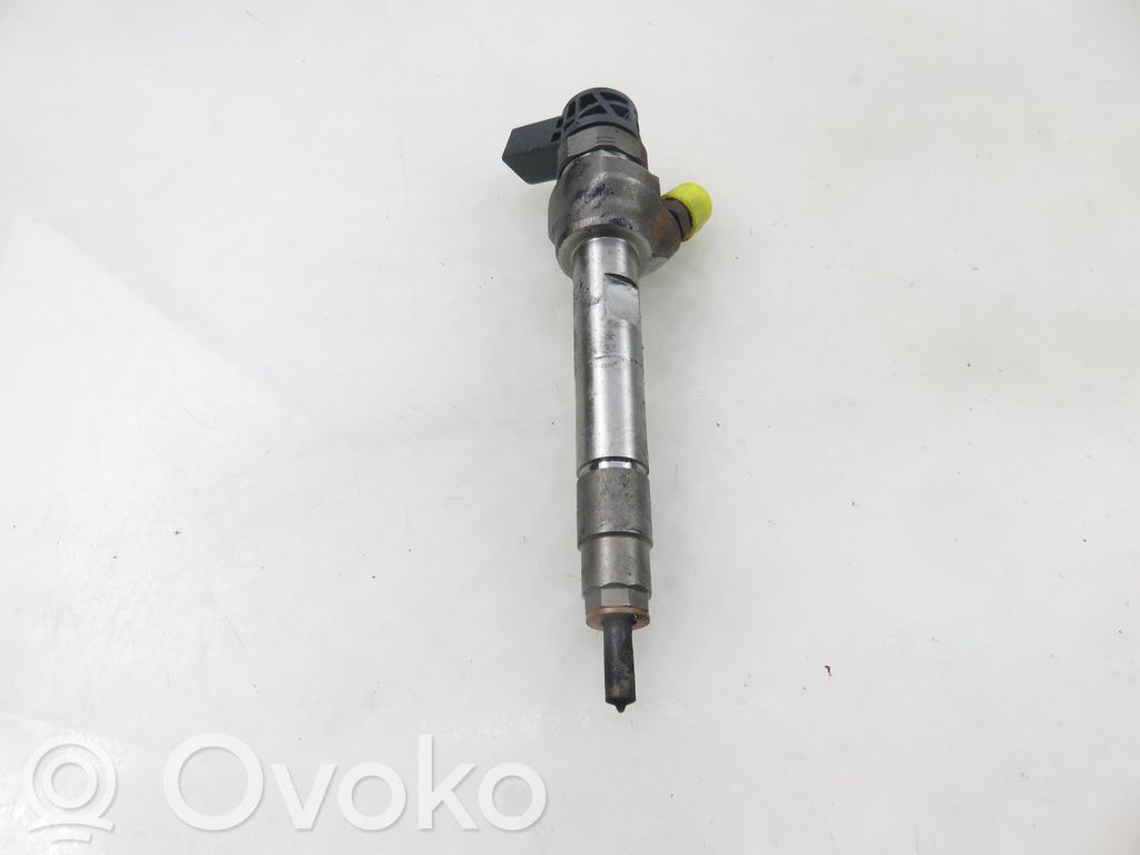 Toyota Avensis T270 Polttoainesuutin