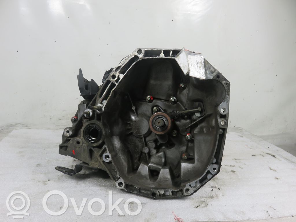 Renault Clio III Boîte de vitesses manuelle à 6 vitesses 