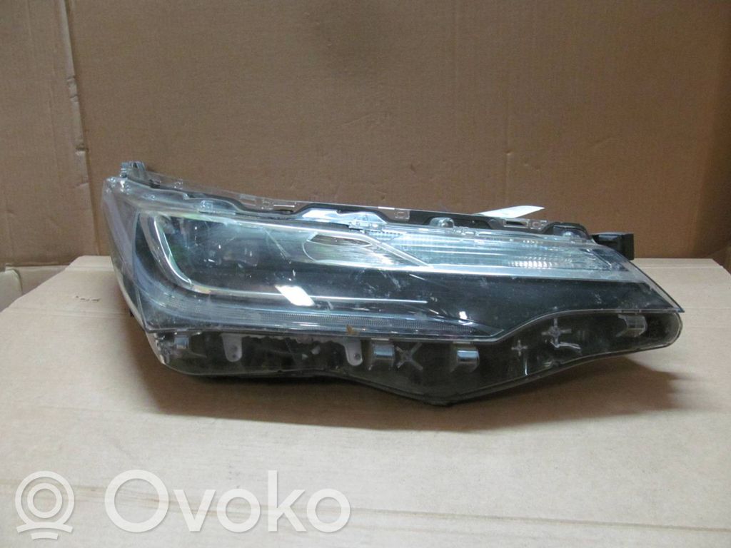 Toyota Corolla E160 E170 Scheinwerfer 