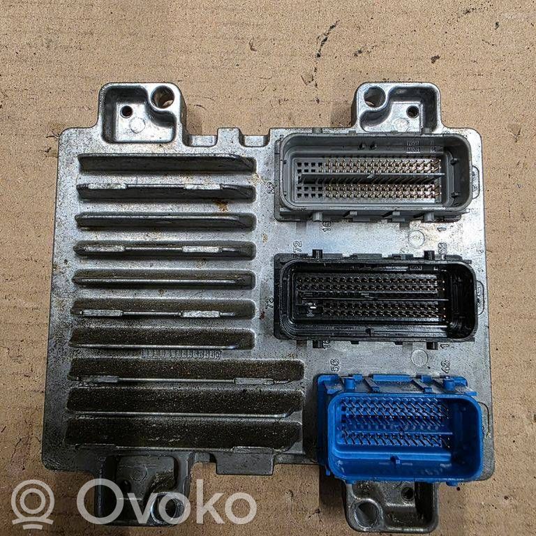 Opel Astra J Engine control unit/module 