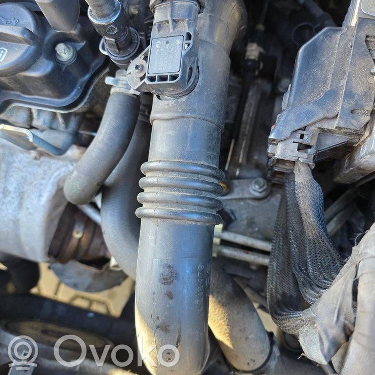 Opel Astra J Furtun/conductă intercooler 