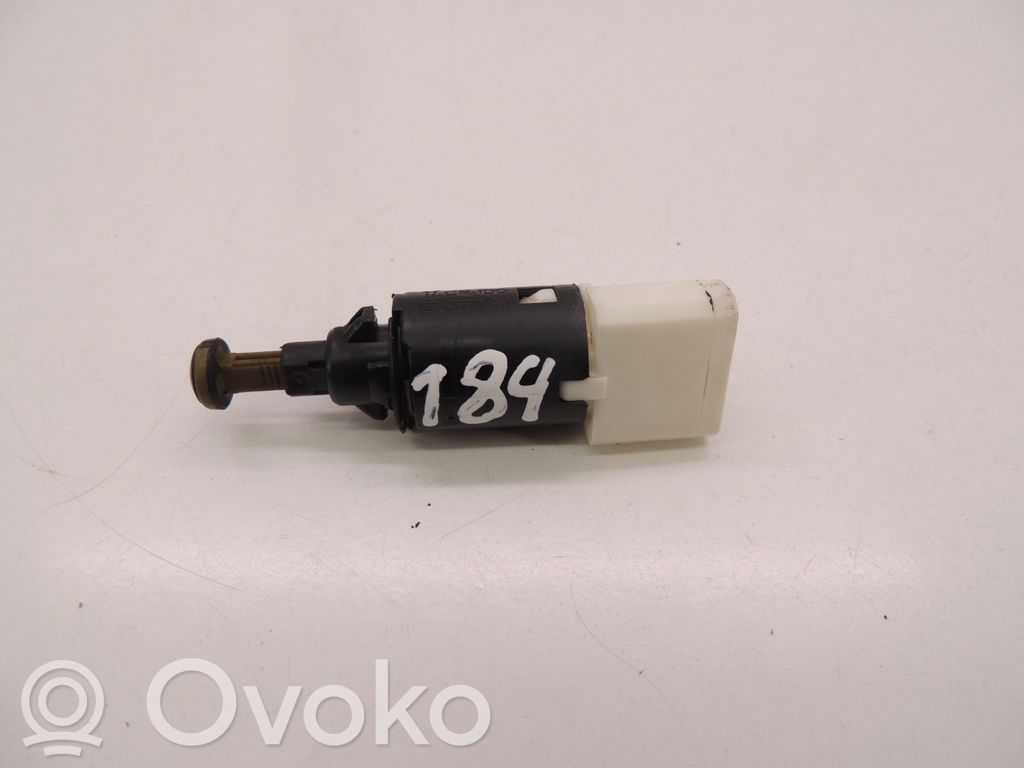 Peugeot 307 Jarrupolkimen anturin kytkin 
