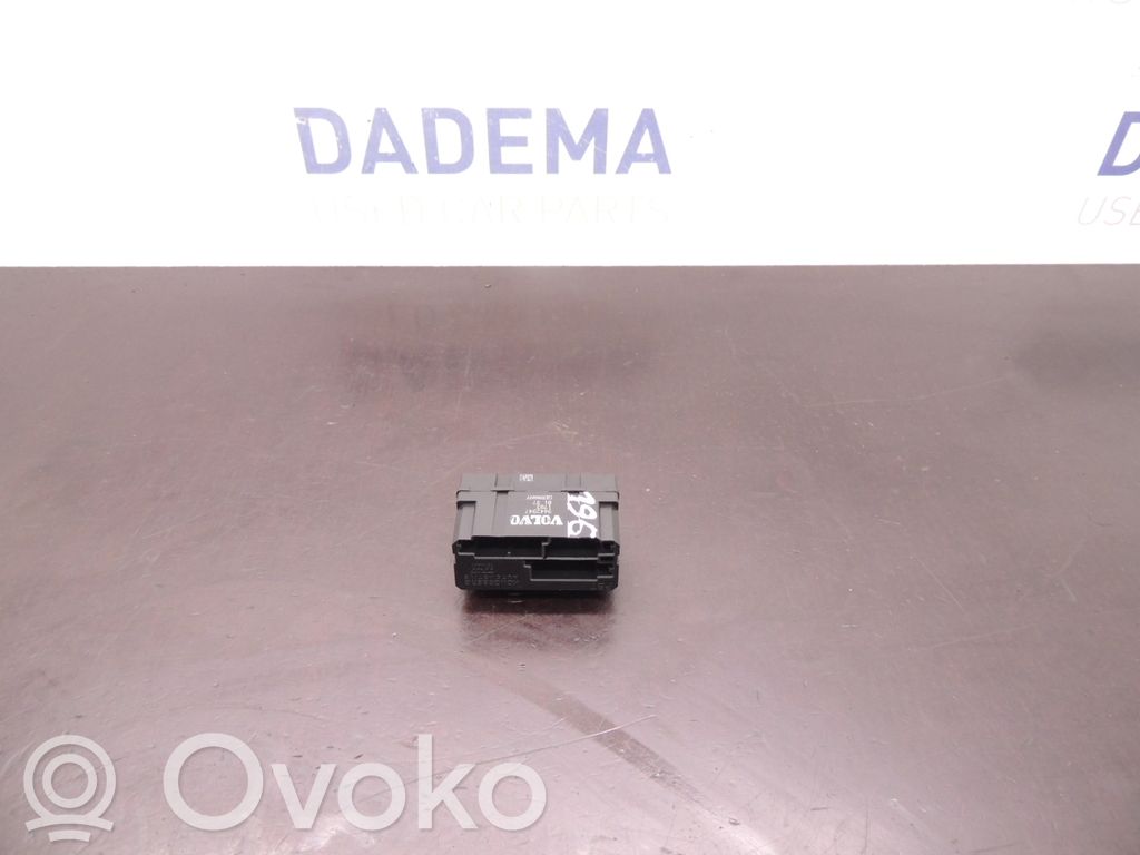 Volvo S60 Seat heating relay 
