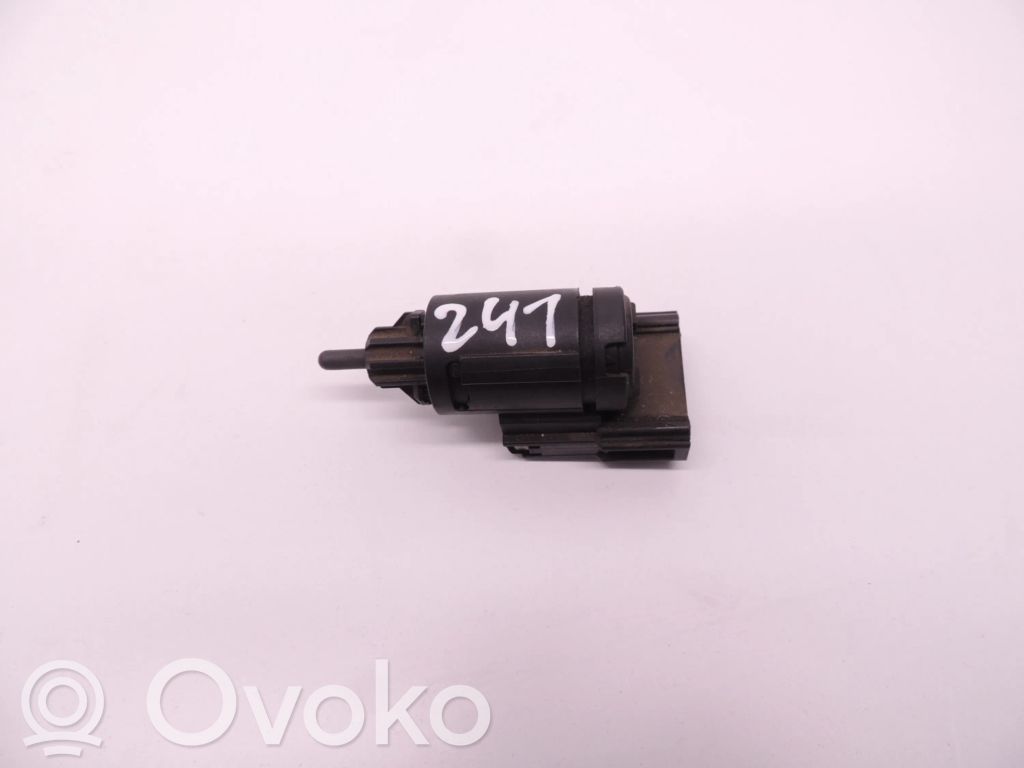 Skoda Superb B5 (3U) Jarrupolkimen anturin kytkin 